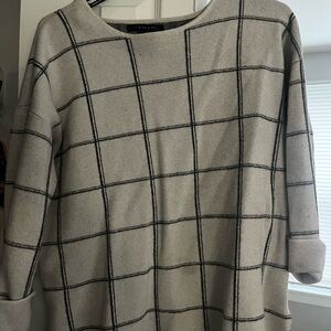 Tahari Cream and Black Grid Sweater